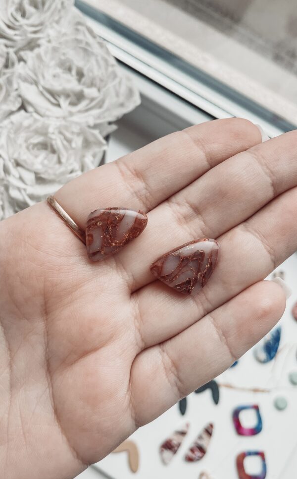 Kõrvarõngad Red Marble 02